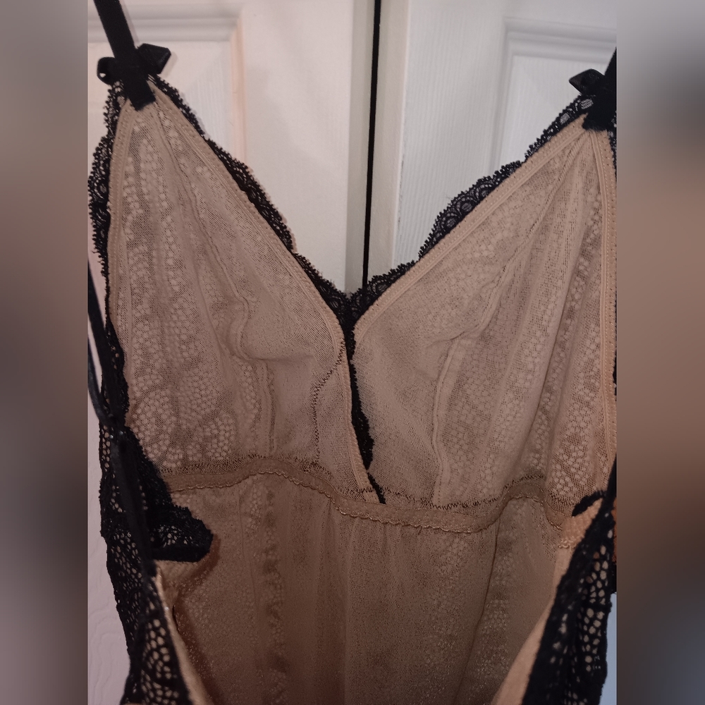 Cosabella Black Illusion Lace Cami. Size L. - Picture 6 of 7